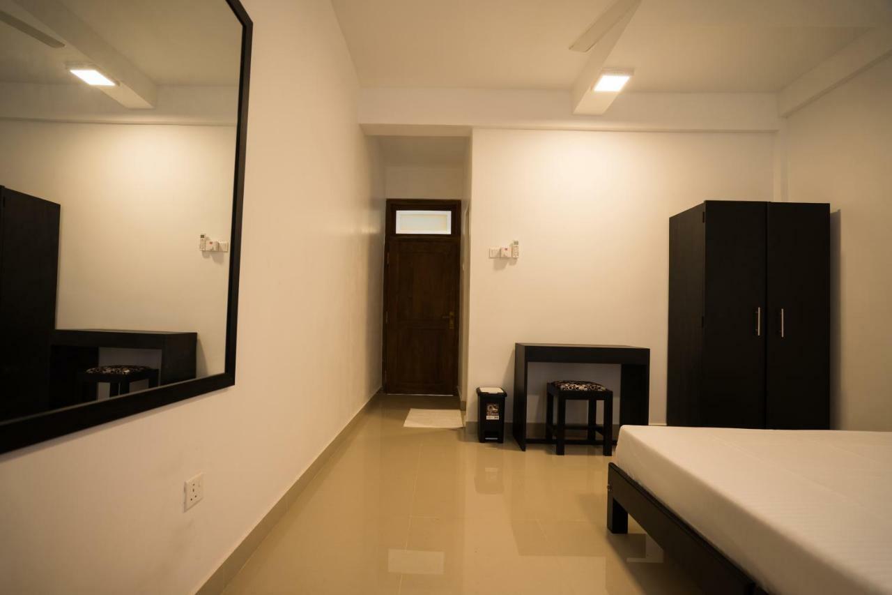 Kozy B&B Dehiwala-Mount Lavinia Exteriér fotografie